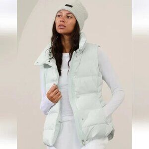 New ATHLETA S Glacier Green Downtown Full Zip Insulated Puffer Vest Small